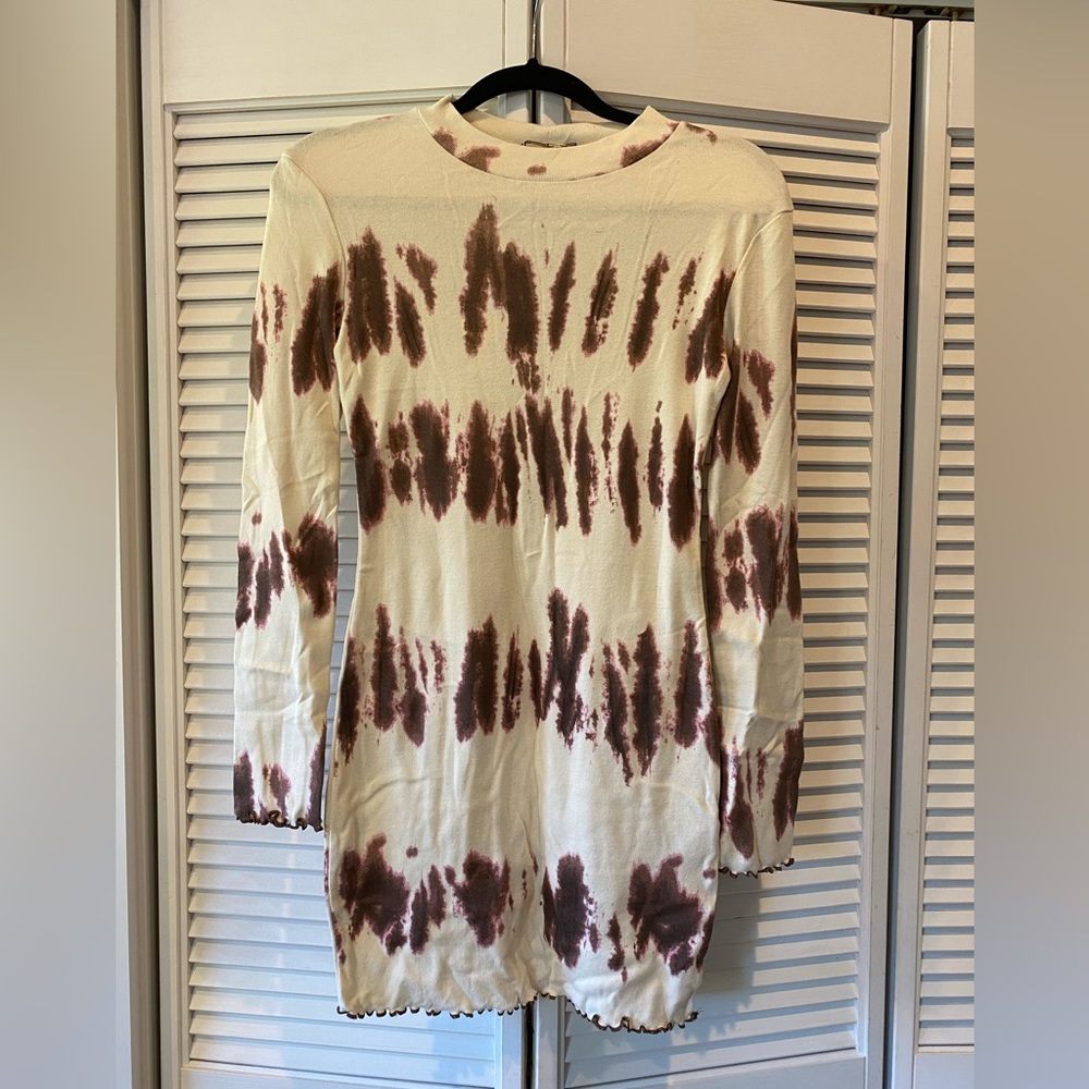 Zara cotton tie dress, never worn, size small.